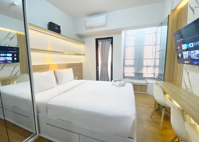 Minimalist And Homey Studio The Alton Apartment By Travelio
