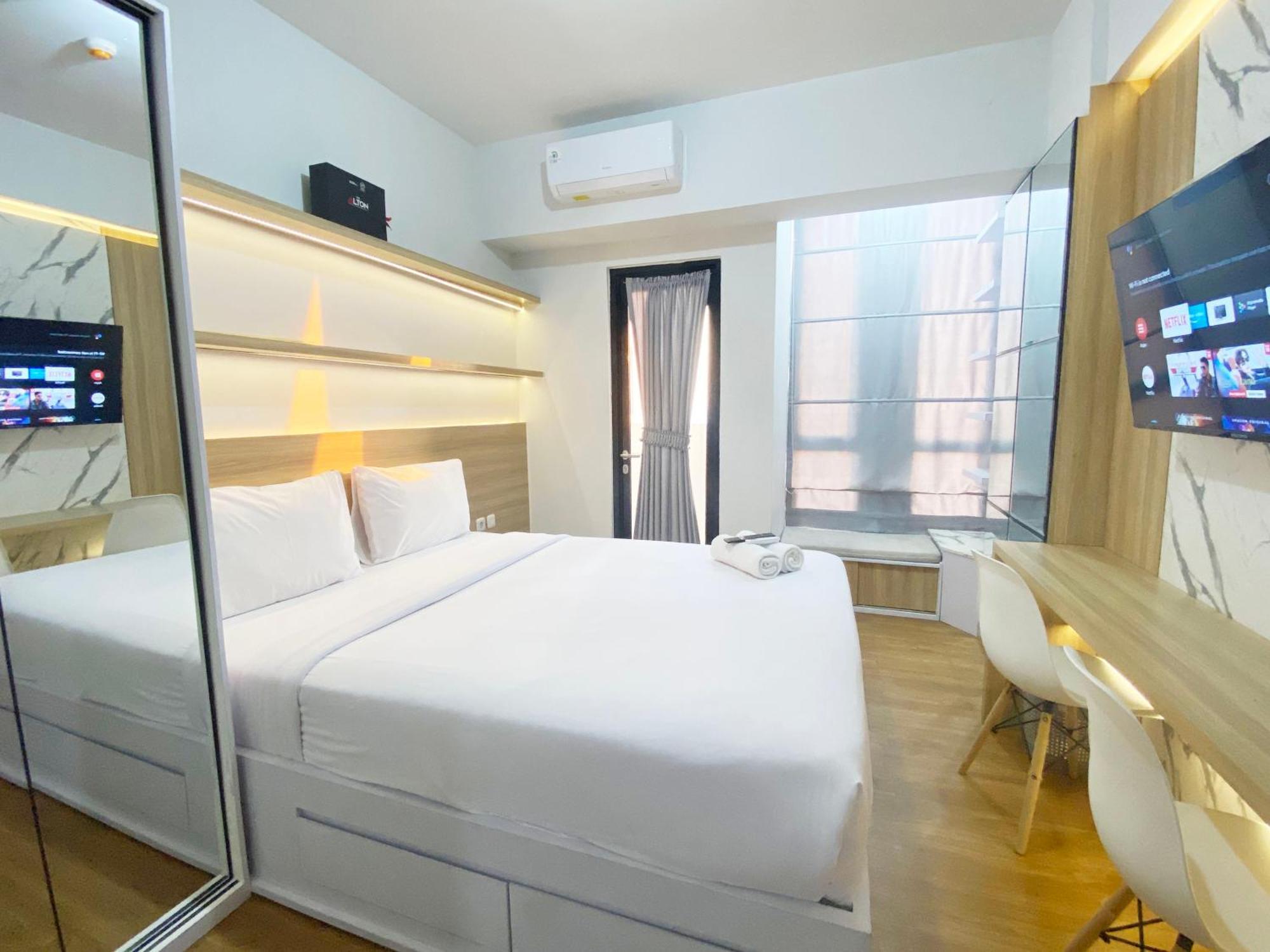 Apartemen Minimalist And Homey The Alton By Travelio *